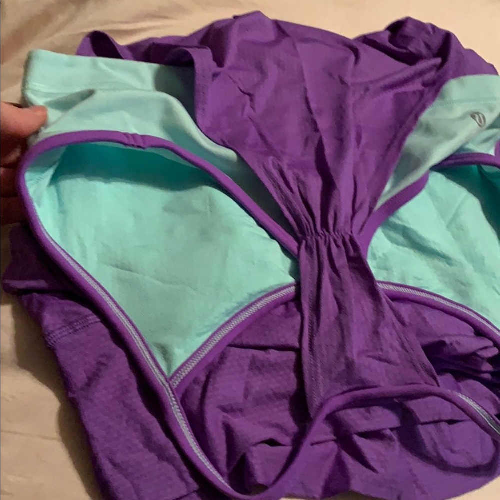 Lululemon tank top with built in bra